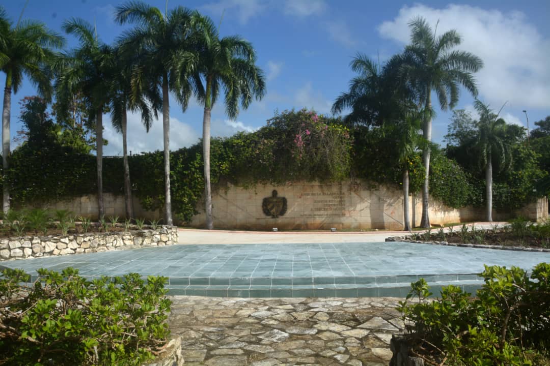 Mausoleo Frente de Las Villas: altar de unidad y memoria eterna
