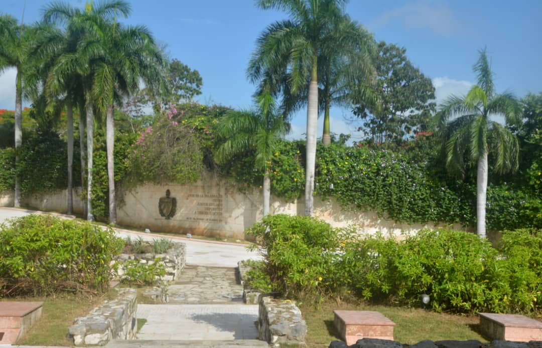Mausoleo Frente Las Villas: altar de unidad y memoria eterna