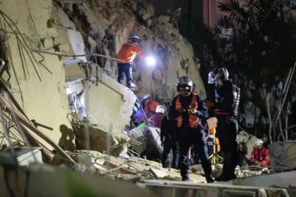 Venezuela informa 164 fallecidos y 971 heridos tras terremoto