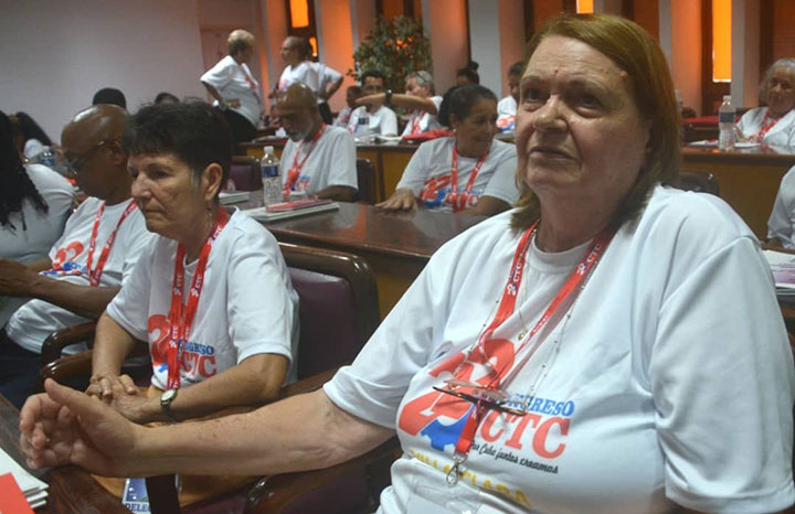 Digna Morales Molina, heroína villaclareña en el XXII Congreso de la CTC