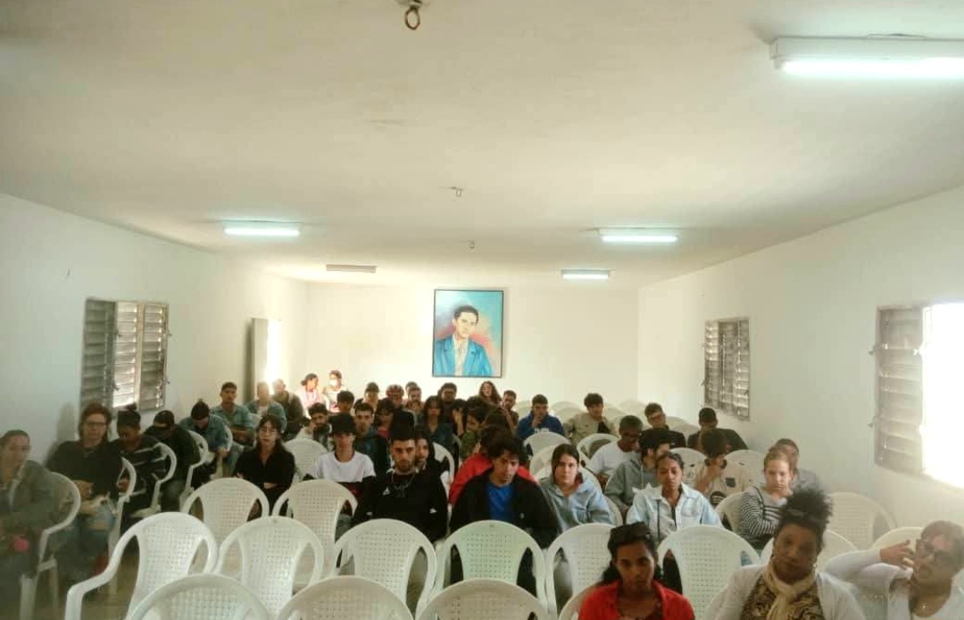 Universitarios quemadenses inmersos en tareas de impacto económico y social en el municipio