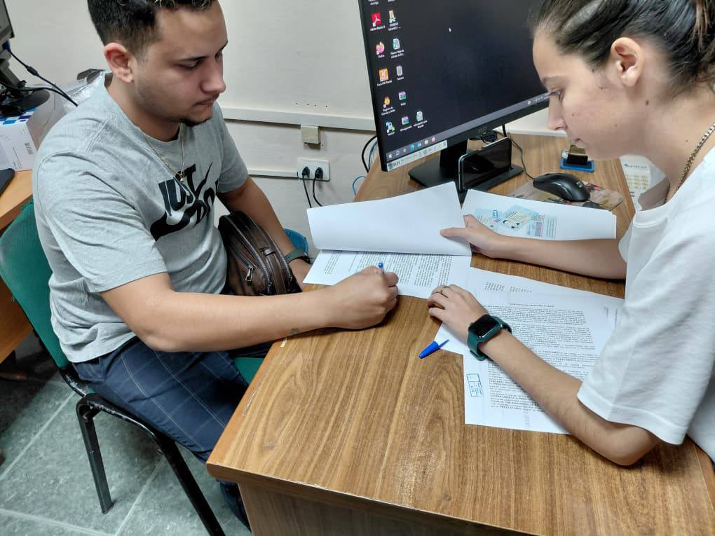 Solicitan microcrédito Crece en Santa Clara