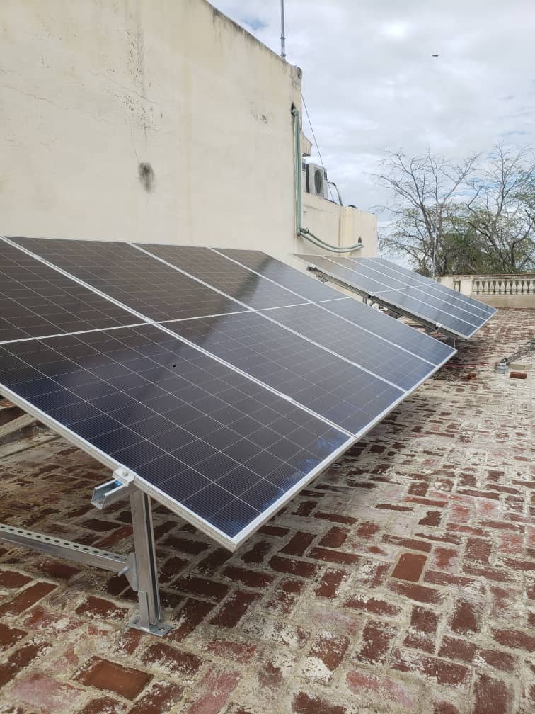 La radio villaclareña se suma al cambio de la matriz energética este 2026