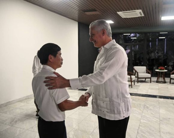 Vietnam seguirá apoyando a Cuba