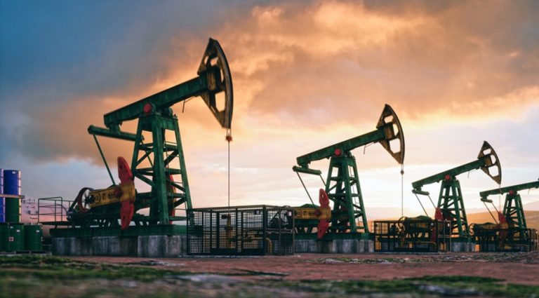 Reservas mundiales de petróleo se aproximan a su punto más bajo en ocho años