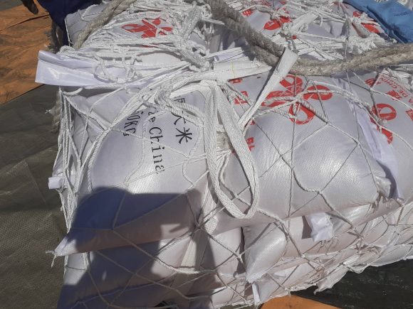 Arriban primeras 15 000 toneladas de donativo chino de arroz