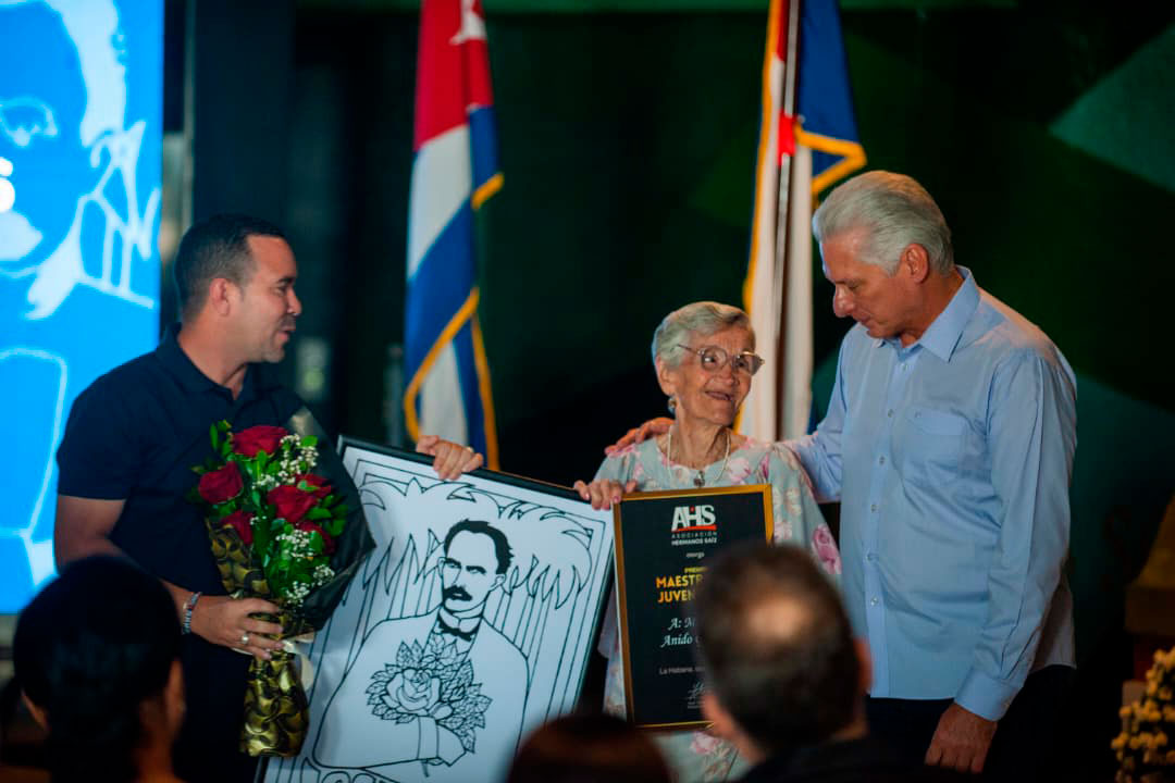 Celebran en Memorial José Martí cuatro décadas de la AHS 