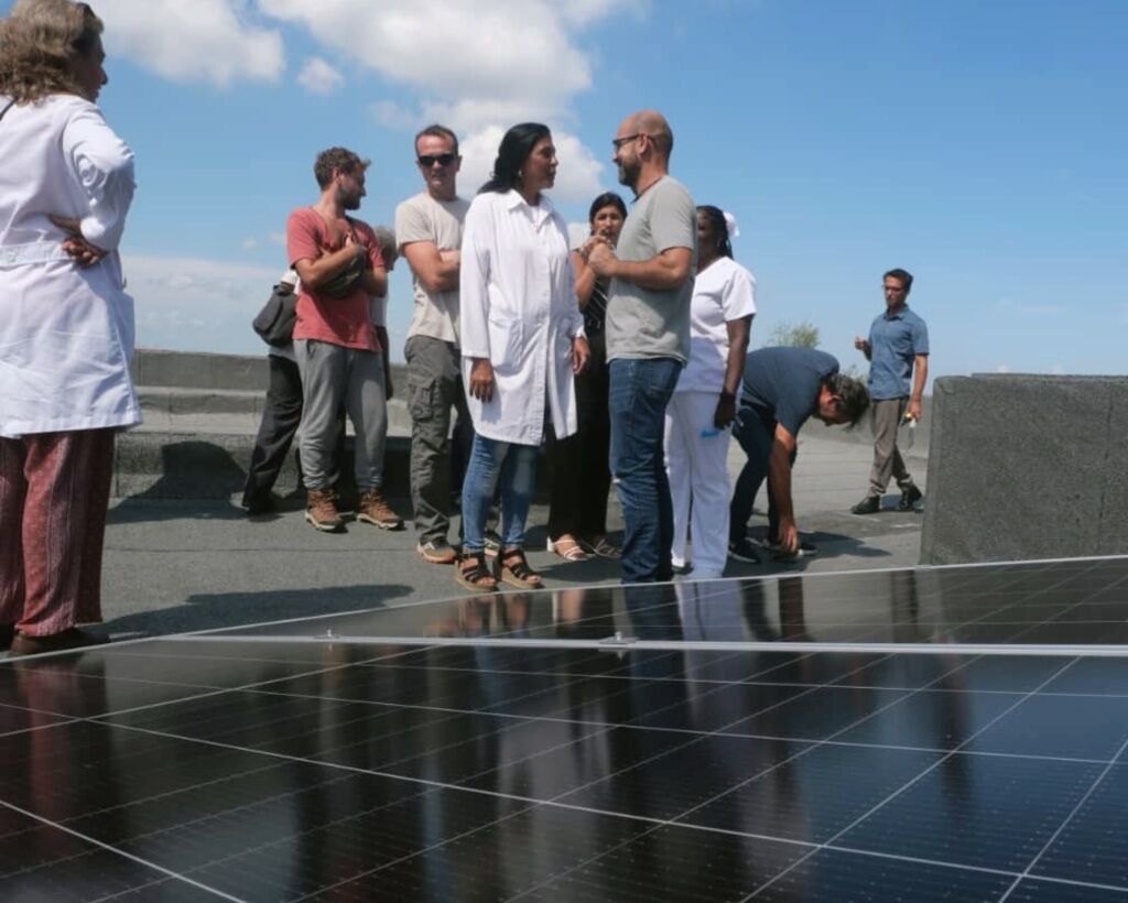 Open Arms entrega ayuda solidaria destinada a hospitales de La Habana