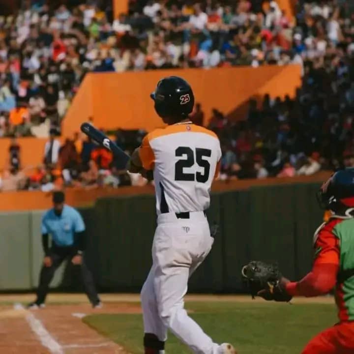 Integran peloteros de Villa Clara preselección cubana de béisbol sub 23 años