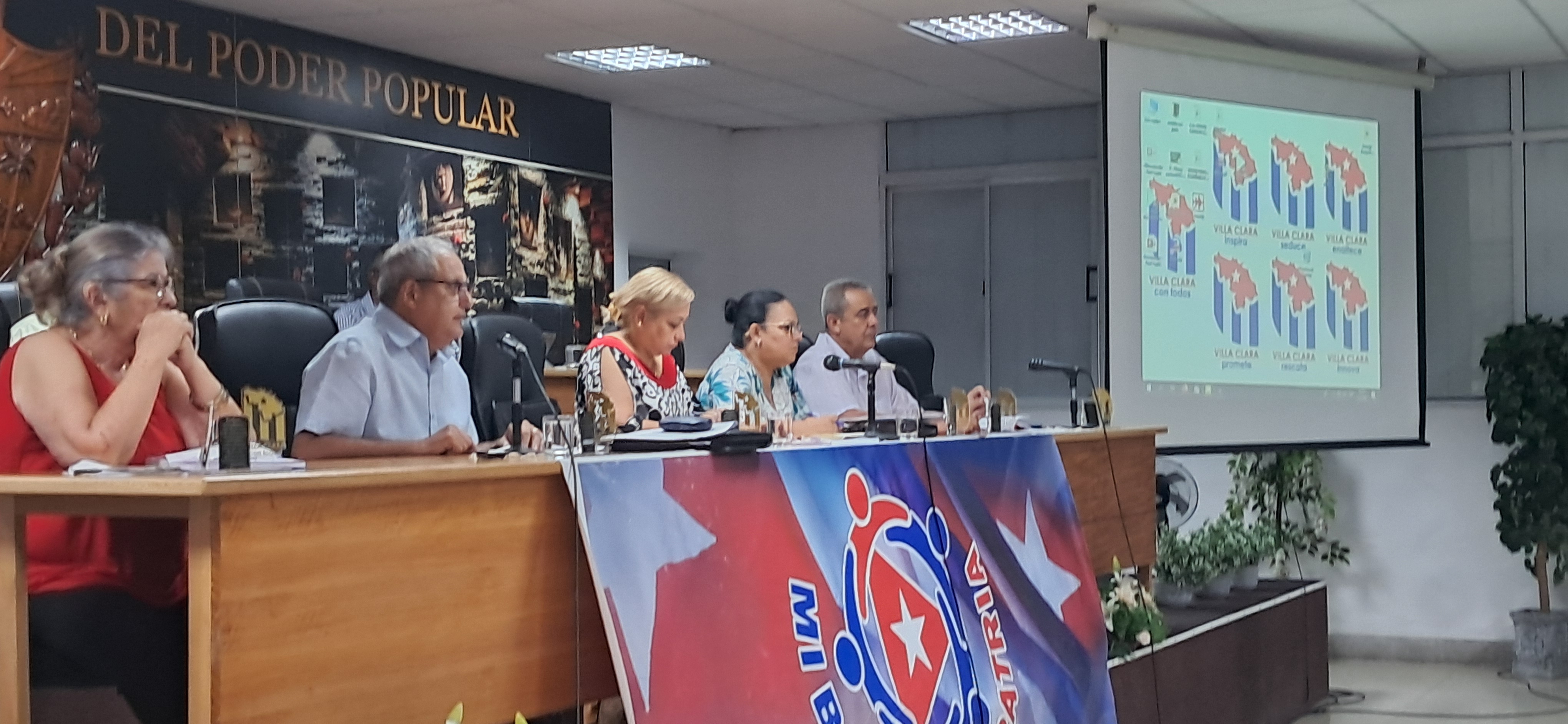 Comisión de Asamblea Nacional evalúa en Villa Clara implementación de transformaciones económicas y sociales